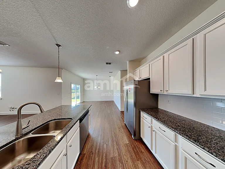 3036 Eagle Bluff Way — Photo 3