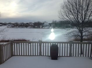 3131 Seafarer Way, Suamico, WI 54173