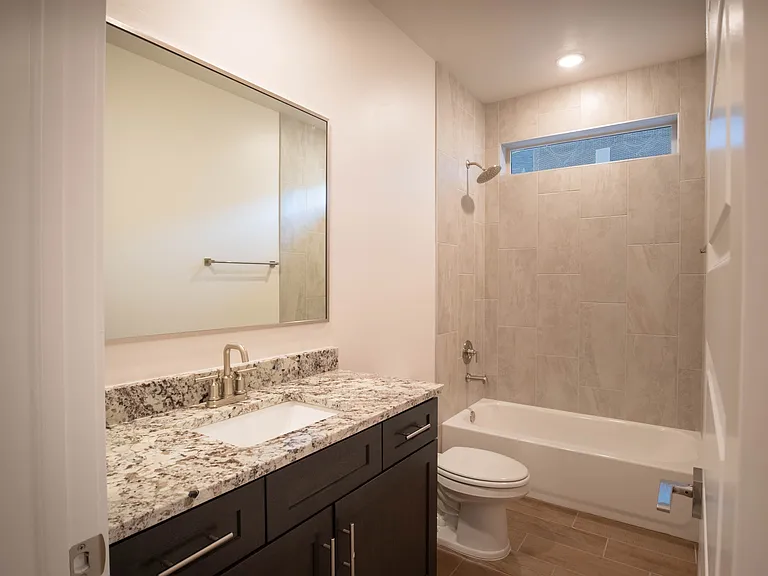 7006 Sentinel Ave — Photo 8