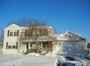 8772 Lovere Trl, Cicero, NY 13039