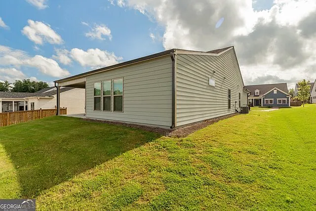147 Soundview Trce — Photo 33