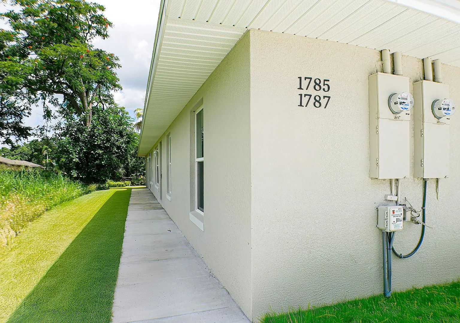 Splendid brand new duplex located in the heart of Fort Myers, 3-bedroom, 2-bathroom — Photo 4
