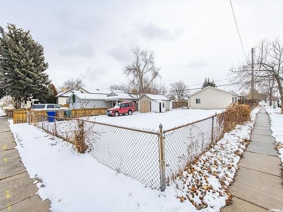 2nd image of 669 S Pueblo St