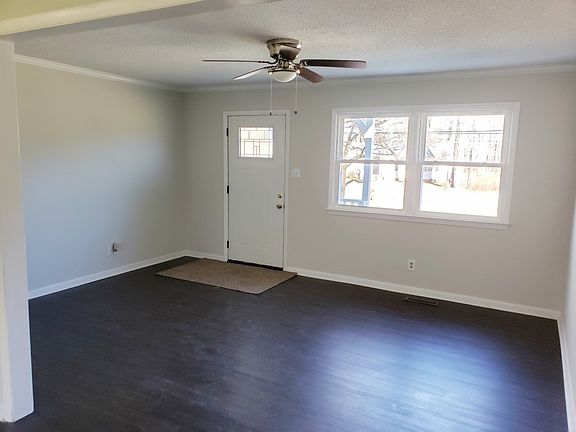 4th image of 1801 Glenside Dr