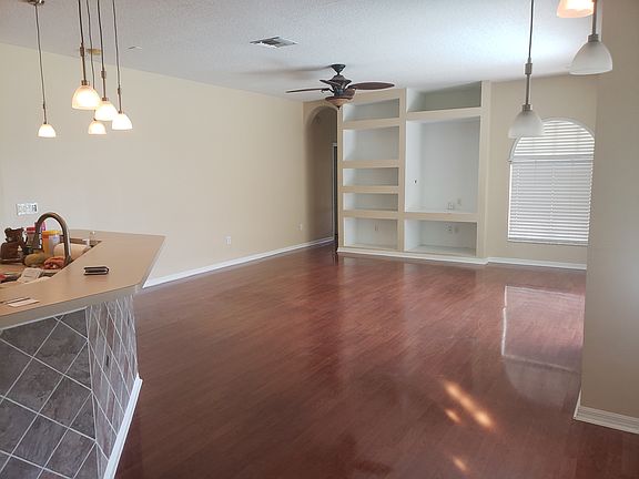 5th image of 18125 Kara Ct
