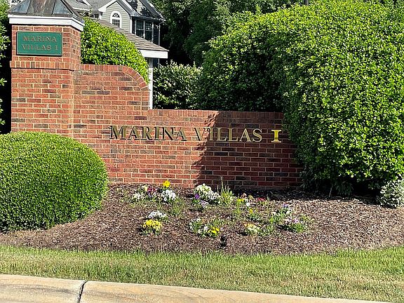 Marina side unit