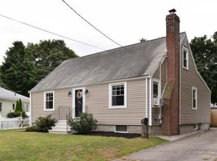 34 Essex St, Weymouth, MA 02188