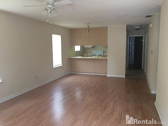 2nd image of 2719 W Tharpe St APT 18