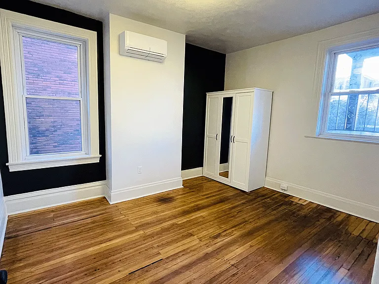 210 S Winebiddle St #6 — Photo 7