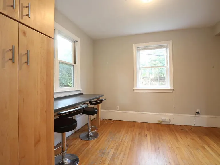 849 Bryan St — Photo 14