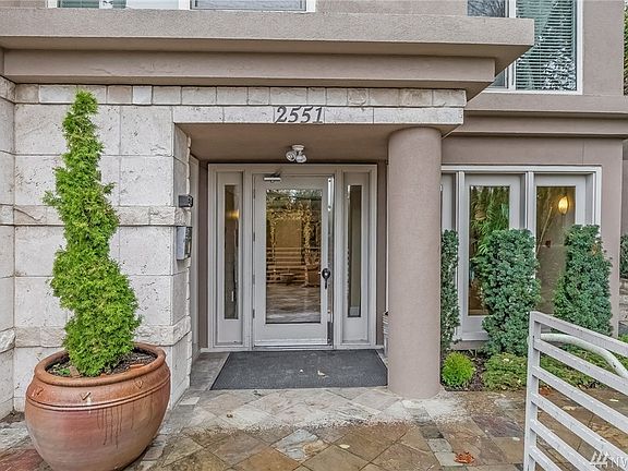 2nd image of 2551 Thorndyke Ave W APT 201