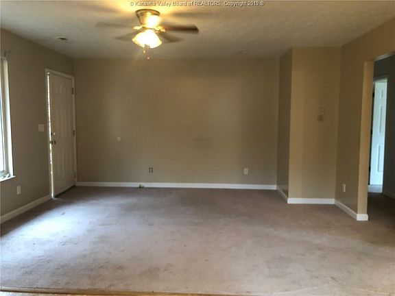 2nd image of 1735 Sugar Creek Dr