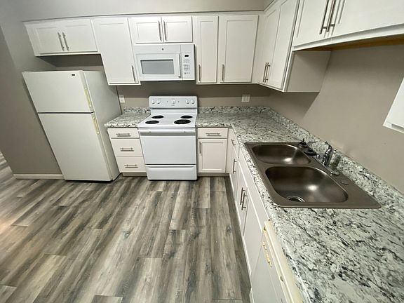 4th image of 731 S 12th St #7