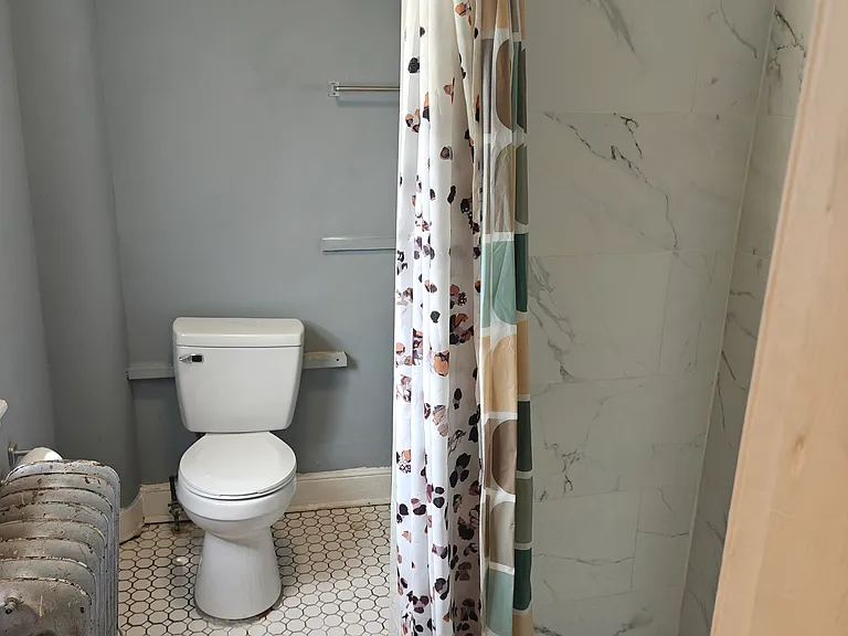 101 Walnut St #B — Photo 12