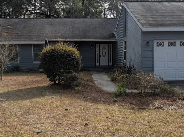 2972 Orion Dr, Waycross, GA 31503