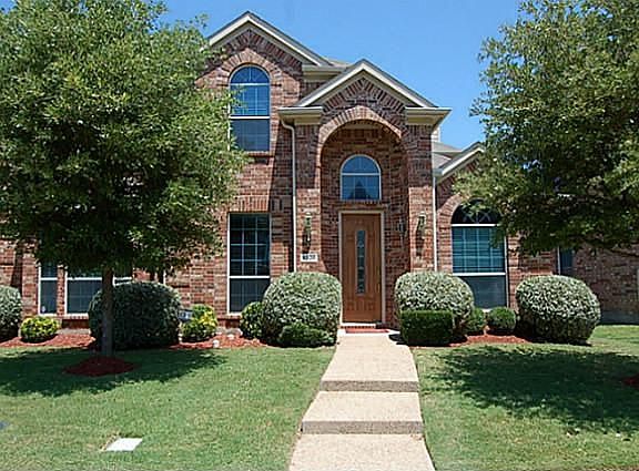 2nd image of 9328 Woodhurst Dr