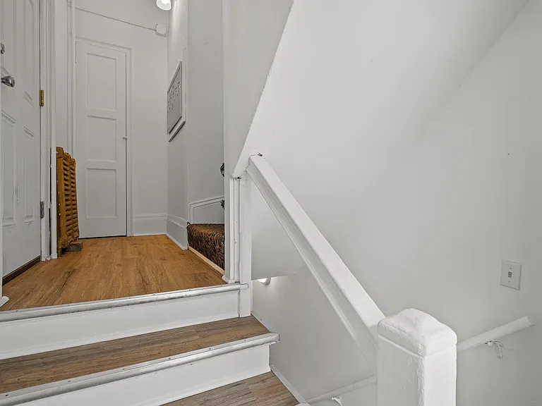 2449 Pillsbury Ave S #4 — Photo 20