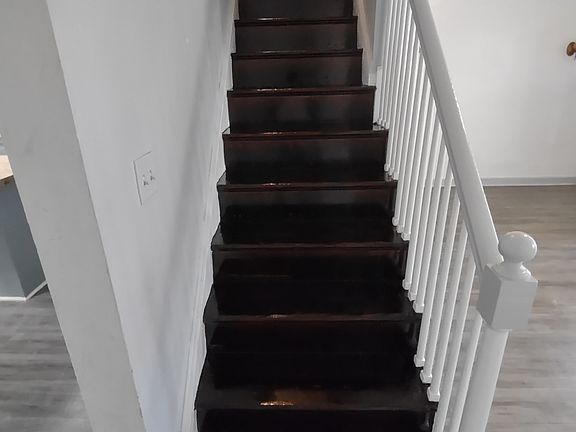 4th image of 3428 Royce Ave