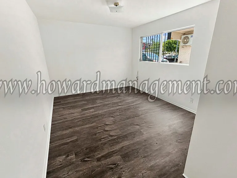 3645 Vinton — Photo 10
