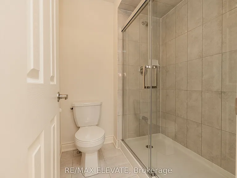 255 McKean Dr N — Photo 26
