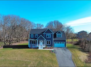 52 Coddington Way, Portsmouth, RI 02871