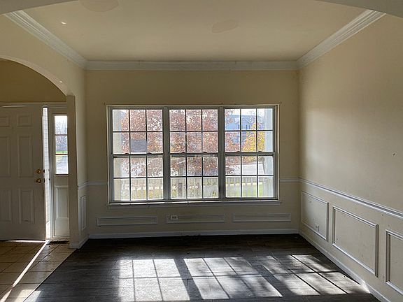 4th image of 3320 Silver City Ct