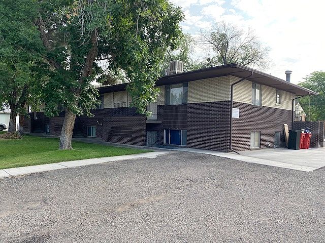 1st image of 900 N 11th St #904