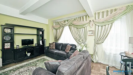 Sold by Moda Realty