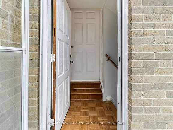 4th image of 3430 Galena Cres
