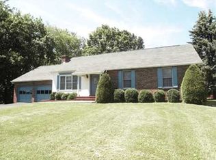 606 W Englewood Ave, New Castle, PA 16105