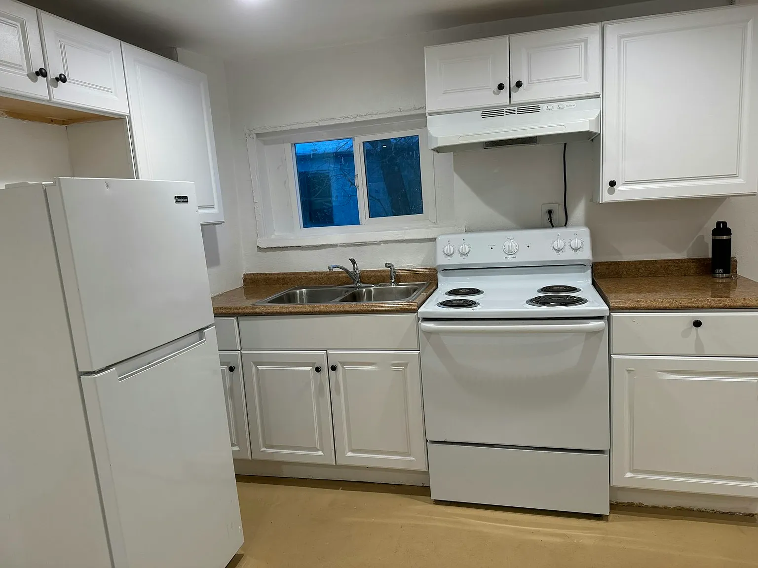 400 South Raleigh Street — Photo 2