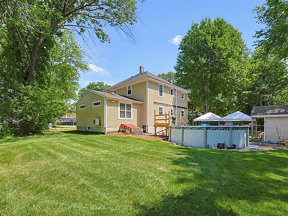 4th image of 485 Mendon Rd