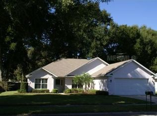 6851 Oakcrest Way, Zephyrhills, FL 33542