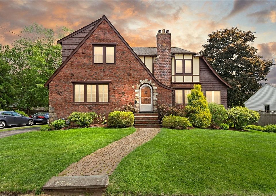 1st image of 9 Mayfield Rd