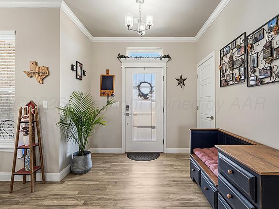 4th image of 9313 Wintergreen Ln