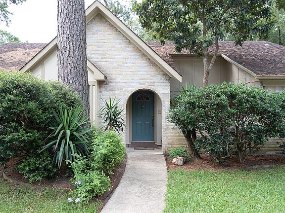 2nd image of 2022 Lakeville Dr