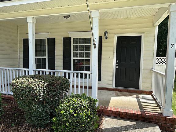 2nd image of 29 Brisbon Hall Ln Unit 7