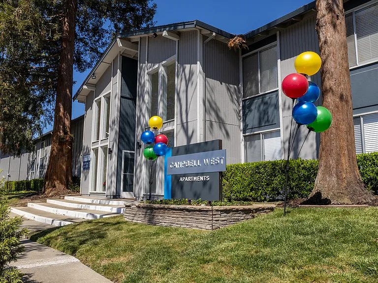 Campbell West Apartments — Photo 16