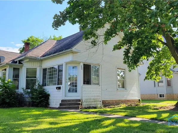 222 E Montford Ave, Ada, OH 45810