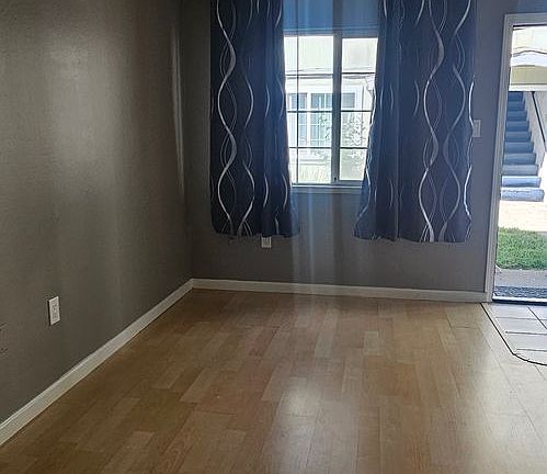 3rd image of 331 Alhambra Blvd APT 10