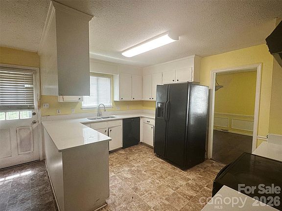3rd image of 9607 Barkridge Rd
