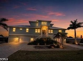 24216 Yacht Club Blvd, Punta Gorda, FL 33955