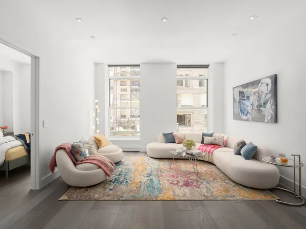 19 Warren Street image 1 of 13