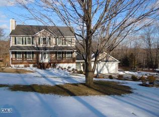 74 Quaker Farms Rd, Oxford, CT 06478