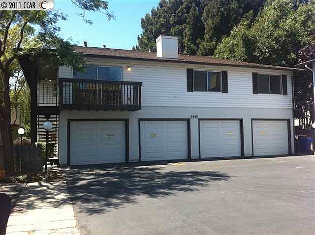 1st image of 2589 El Portal Dr