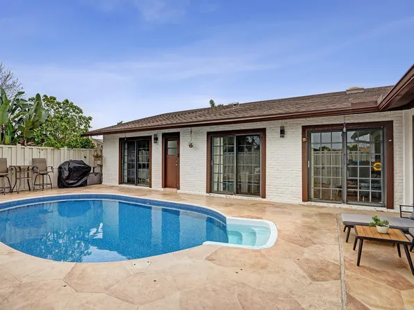 9854 Boca Gardens Trail, Boca Raton, FL 33496