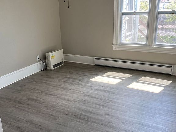 2nd image of 1110 Rock St #1112