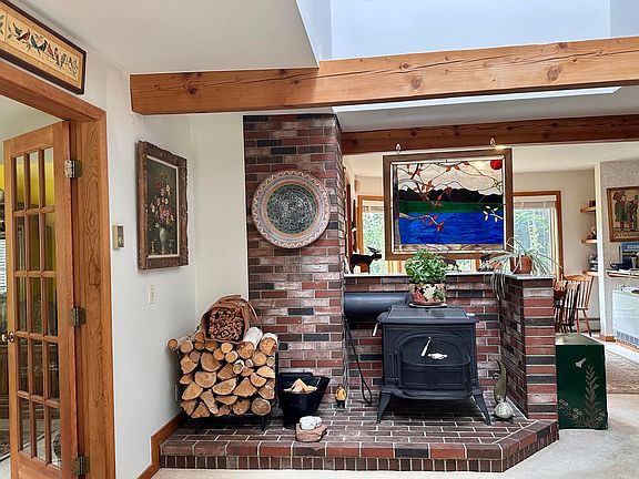 3rd image of 6008 Fairway Drive