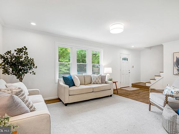5th image of 5301 Pommeroy Dr
