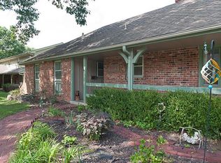 11308 E 65th St, Raytown, MO 64133